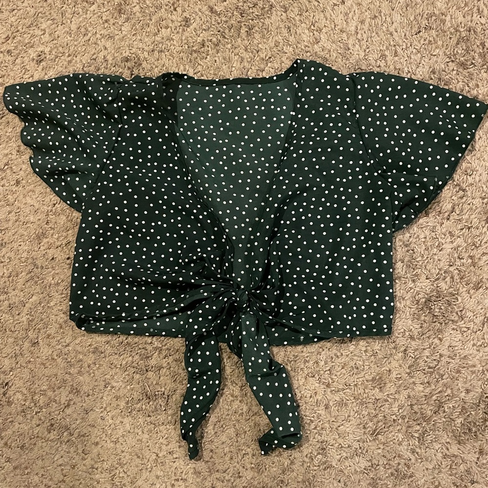 Short Sleeve Tie Top Great for Holidays